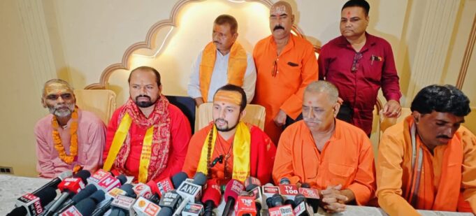 संपूर्ण भारत में की जाएगी गोध्वज स्थापना भारत यात्रा – ब्रह्मचारी मुकुंदानंद