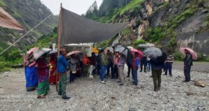 1 महीने से लापता युवक की खोज में दर दर भटक रे माता पिता, लोगों में गुस्सा