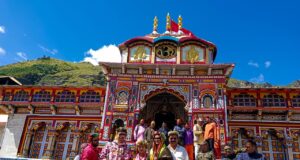 श्री बदरीनाथ – केदारनाथ दर्शन को पहुंची बालीवुड अभिनेत्री उर्वशी रौतेला।