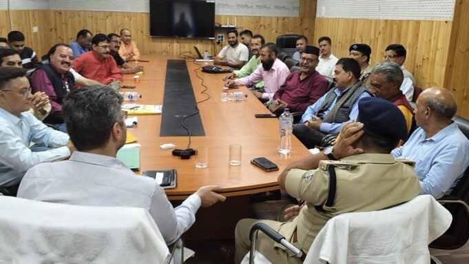 जिलाधिकारी और मूल-पुस्तैनी हक-हकूकधारियों के बीच नहीं निकला कोई ठोस निर्णय, 27 को होगा चक्का जाम संगठन का फैसला