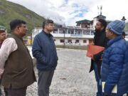 डीएम संदीप तिवारी ने बदरीनाथ मास्टर प्लान कार्यो का स्थलीय निरीक्षण किया। निर्माण कार्यो की प्रगति को लेकर कार्यदायी संस्थाओं से ली जानकारी।
