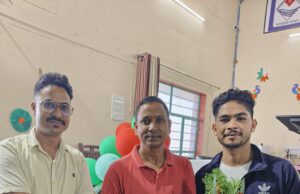 रिंगाल से रोजगार की राह!– रिंगाल मेन ने भावी शिक्षकों को सीखाए रिंगाल के उत्पाद बनाना