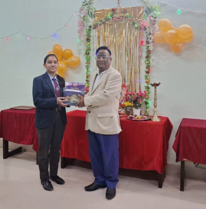 गोपेश्वर इंजीनियरिंग कॉलेज में दीपावली मिलन समारोह का आयोजन