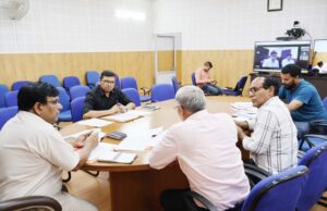 जिले में बोर्ड परीक्षा के लिए इस वर्ष बनेंगे 107 परीक्षा केंद्र,अपर जिलाधिकारी की अध्यक्षता में हुई बैठक