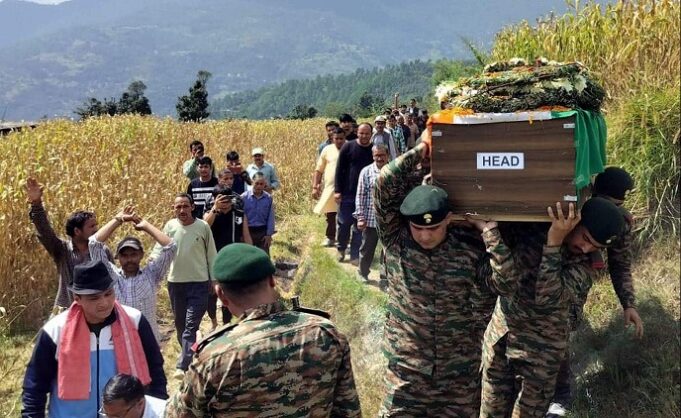 56 वर्ष बाद शहीद का पार्थिव शरीर पहुंचा पैतृक गांव, सैन्य सम्मान के साथ हुआ अंतिम संस्कार