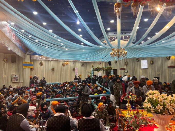 शीतकाल के लिए बंद हुए हेमकुंड साहिब और लक्ष्मण लोकपाल मंदिर के कपाट