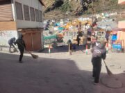 शीत काल के लिए कपाट बंद होने के बाद नगर पंचायत बदरीनाथ ने यात्रा समापन के बाद चलाया धाम में सफाई अभियान
