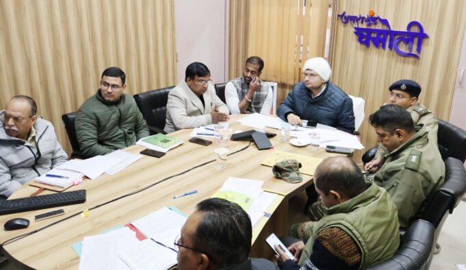 चारधामों की शीतकालीन यात्रा पर आने वाले श्रद्धालुओं को जीएमवीएन के होटलों में ठहरने पर किराये में 25 प्रतिशत छूट प्रदान की जायेगी- मुख्यमंत्री