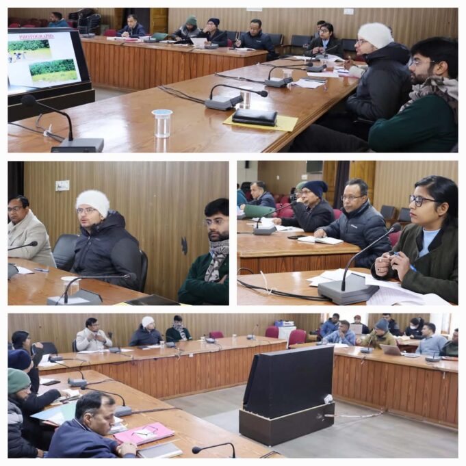 जिलाधिकारी की अध्यक्षता में हुई खनिज फाउंडेशन न्यास निधि प्रबंधन समिति की बैठक