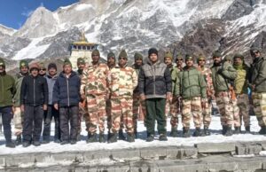 केदारनाथ व बदरीनाथ धाम मेंसुरक्षा की दृष्टि से भारतीय तिब्बत बॉर्डर पुलिस (आईटीबीपी) के जवानों की हुई तैनाती