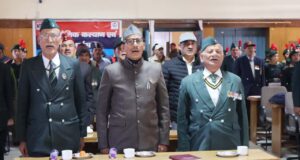 चमोली में धूमधाम से मनाया गया विजय दिवस, शहीदों के परिजनों को किया गया सम्मानित