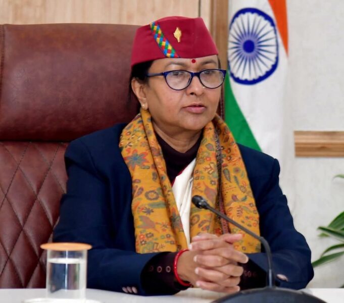 मुख्य सचिव राधा रतूड़ी ने सचिवालय में सभी सम्बन्धित विभागों के साथ अन्तर्राष्ट्रीय प्रवासी उत्तराखण्डी सम्मेलन की तैयारियों की समीक्षा बैठक