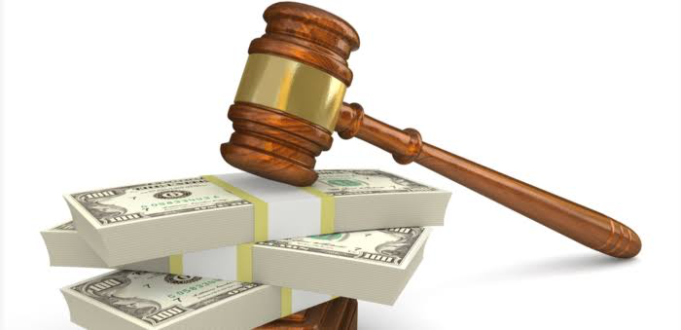 सड़क निर्माण कार्य समय से पूर्ण न होने पर ठेकदार पर लगाया 116 लाख का जुर्माना।