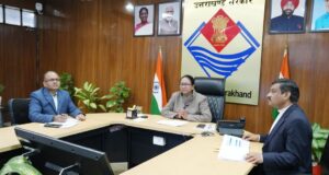 प्रवासियों द्वारा गोद लिए गांवों की प्रगति पर मुख्य सचिव ने लिए बैठक