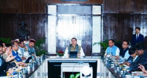 चारधाम यात्रा को लेकर मुख्यमंत्री ने ली बैठक, दिये आवश्यक निर्देश
