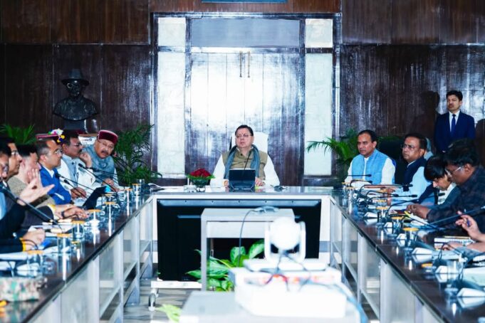चारधाम यात्रा को लेकर मुख्यमंत्री ने ली बैठक, दिये आवश्यक निर्देश