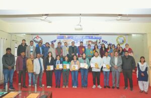 गोपेश्वर महाविद्यालय में हुआ विकसित भारत युवा संसद का आयोजन