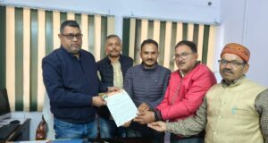 केदार नाथ यात्रा में जाने वाले घोड़े खच्चरों का समय पर हो स्वास्थ्य परीक्षण:नेगी