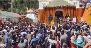 आम श्रद्धालुओ के लिए खुले माँ गंगा के कपाट