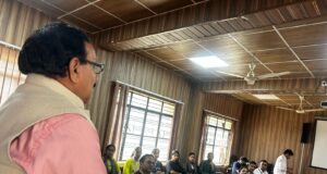 यूथ रेडक्रॉस सोसायटी की बैठक कर्णप्रयाग में हुई आयोजित