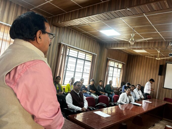 यूथ रेडक्रॉस सोसायटी की बैठक कर्णप्रयाग में हुई आयोजित