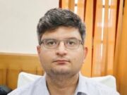 जिलाधिकारी ने पीएमजीएसवाई के अधिकारियों को बाधित सड़कों को सुचारू करने के दिए निर्देश