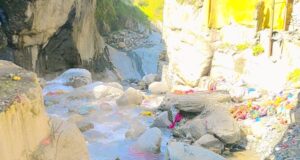 यमुनोत्री धाम में “स्वच्छ यमुना, निर्मल यमुना, अविरल यमुना” अभियान के तहत चलाया गया व्यापक सफाई अभियान