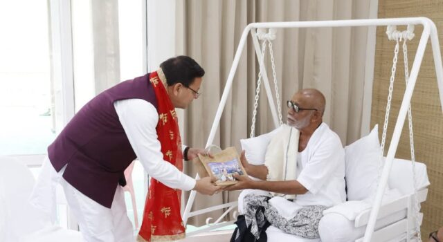 मुख्यमंत्री पुष्कर सिंह धामी ने नंदप्रयाग में आयोजित राम कथा में प्रतिभाग किया