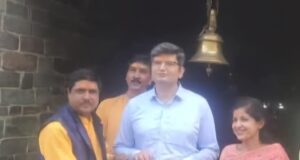 जनता का डीएम, डॉ संदीप