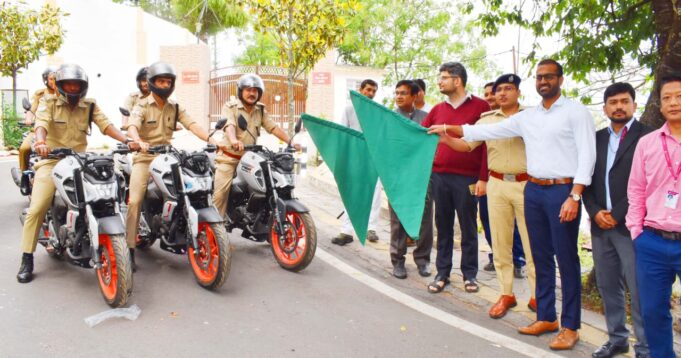 यात्रा संचालन के लिए जनपद पूरी तरह तैयार :डीएम चमोली
