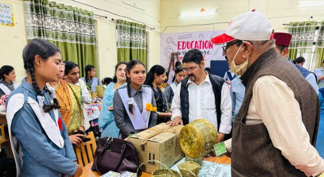 प्रतिभा: कौशलम् प्रदर्शनी का हुआ भव्य आयोजन