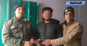 ईमानदारी और पुलिस की तत्परता: खोया पर्स लौटा, चमोली पुलिस की हुई सराहना