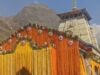 केदारनाथ धाम में नाच गाना करके पवित्रता भंग करने वालों पर हुआ अभियोग पंजीकृत कपाट खुलने के पूर्व की है वीडियो