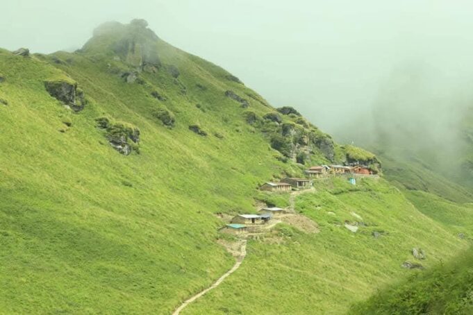 गौरा देवी पर्यावरण प्रकृति पर्यटन विकास मेले को भव्य बनाने के लिए बैठक का आयोजन किया गया