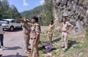 संदिग्ध परिस्थितयो में मिला शव, परिजनों ने जताई हत्या की आशंका, पुलिस जांच में जुटी