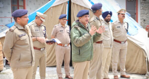 चारधाम यात्रा की तैयारियां: कपाट खुलने से पहले डीजीपी ने परखीं श्री बद्रीनाथ धाम की व्यवस्थाएं, किया स्थलीय निरीक्षण