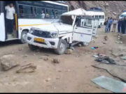 केदारनाथ हाईवे पर दर्दनाक हादसा, मैक्स चालक की मौत