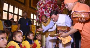 मुख्यमंत्री ने डोल आश्रम में श्री कल्याणिका हिमालय देवस्थानम न्यास के श्री पीठम स्थापना महोत्सव कार्यक्रम में किया प्रतिभाग