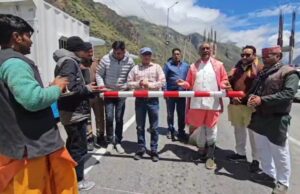 बद्रीनाथ के देव दर्शनी में तीर्थयात्रियों को जाम से मिलेगी निजात