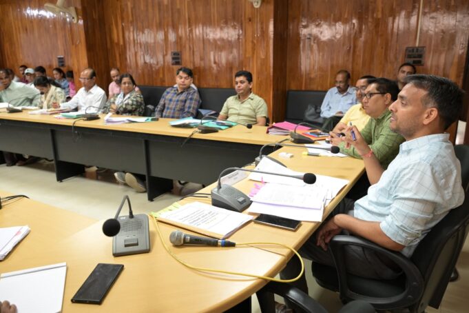 जिलाधिकारी की अध्यक्षता में आयोजित हुआ जनता मिलन कार्यक्रम