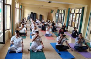 अंतरराष्ट्रीय योग दिवस के अवसर पर पुलिस अधिकारियों एवं कर्मियों ने किया योगाभ्यास