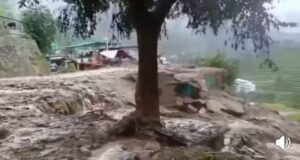 आपदा का कहर- पौड़ी थैलीसैंण के बकरोड़ा गांव में 5 मजदूर बहे।