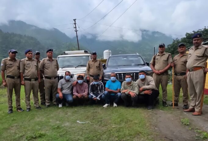 बेतालघाट ब्लॉक प्रमुख चुनाव में फायरिंग मामले में 6 गिरफ्तार, दो वाहन सीज।