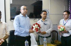 जनपद के 11 युवकों को दिया जा रहा निःशुल्क हेयर सैलून प्रशिक्षण