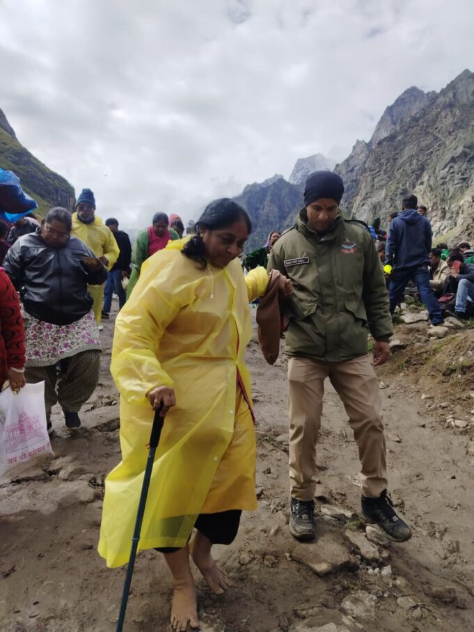 मित्रता, सेवा, सुरक्षा और भरोसे का साथ