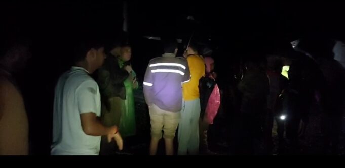 अब यहां फटा बादल,कई मकान मलबे में जमीदोज, कुछ लोग लापता