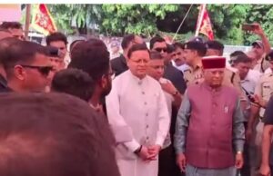 पेपर लीक प्रकरण: धरना स्थल पर पहुंचे CM धामी, CBI जांच का दिया भरोसा