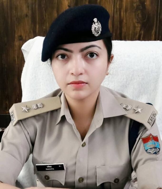उत्तराखंड की जांबाज़ महिला आईपीएस रचिता जुयाल ने सेवा से लिया वीआरएस, सरकार ने दी मंजूरी