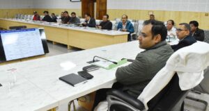 जिलाधिकारी ने गंगा संरक्षण समिति के कार्यों की समीक्षा की