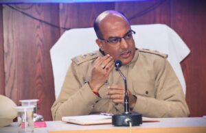 नवनियुक्त एसपी चमोली हुए पत्रकारों से रूबरू,बताया चमोली के लिए विज़न और मिशन